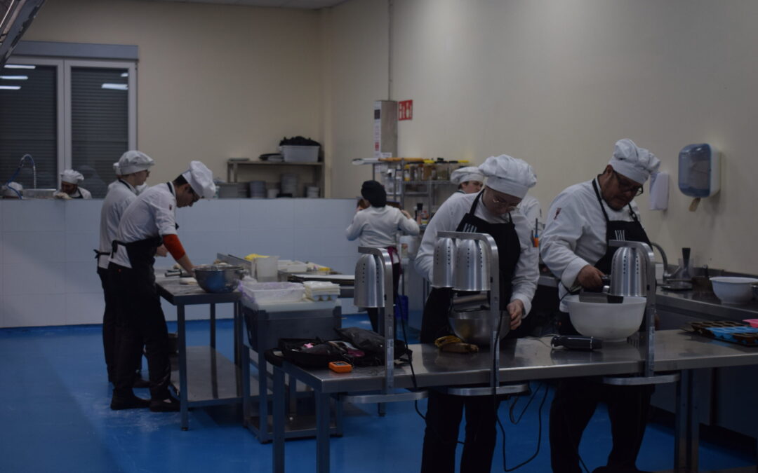 Estudiar Gastronomía en España: Salamanca, el destino ideal para jóvenes colombianos con pasión culinaria