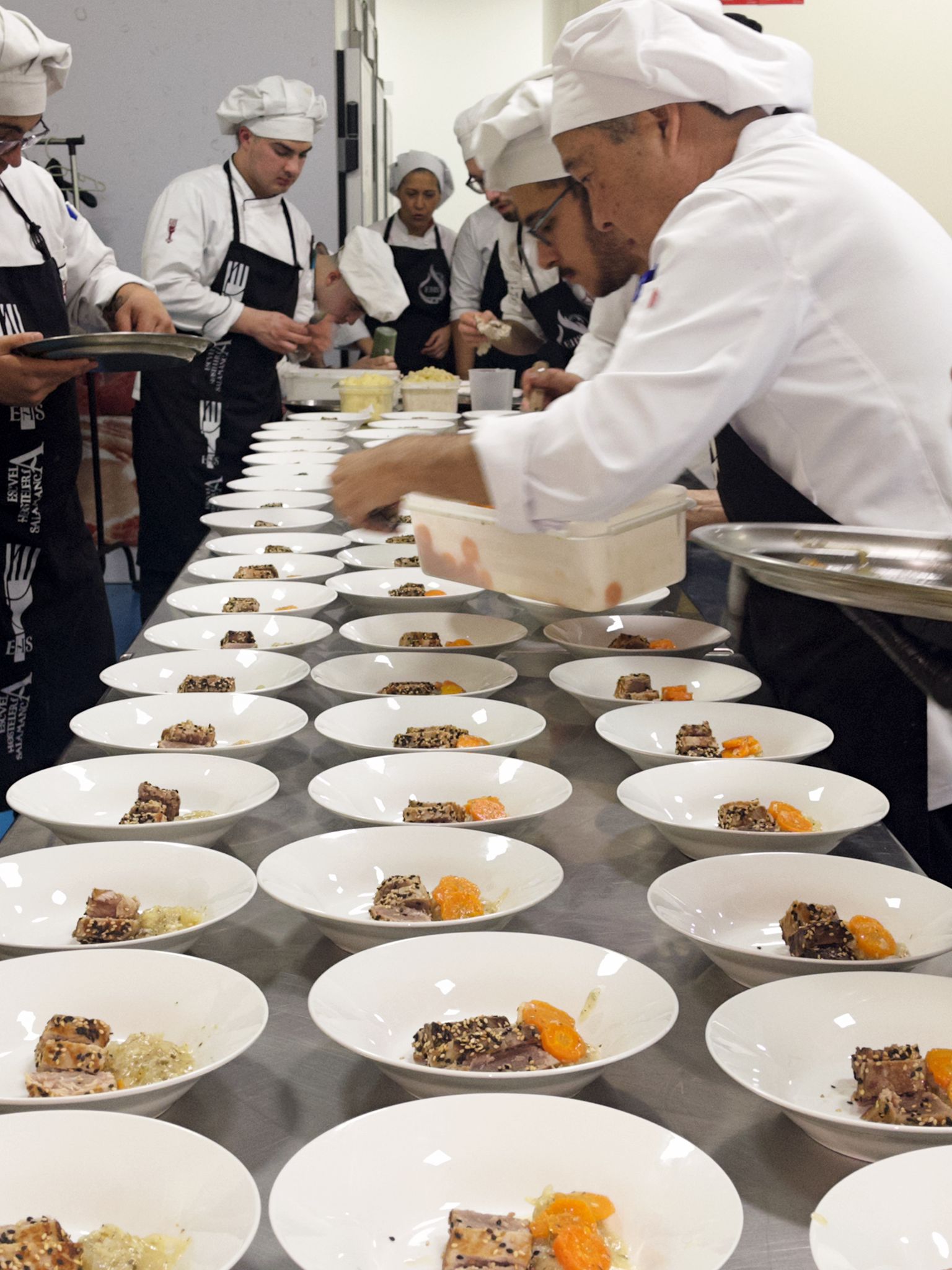 Preparando la cena gastronómica