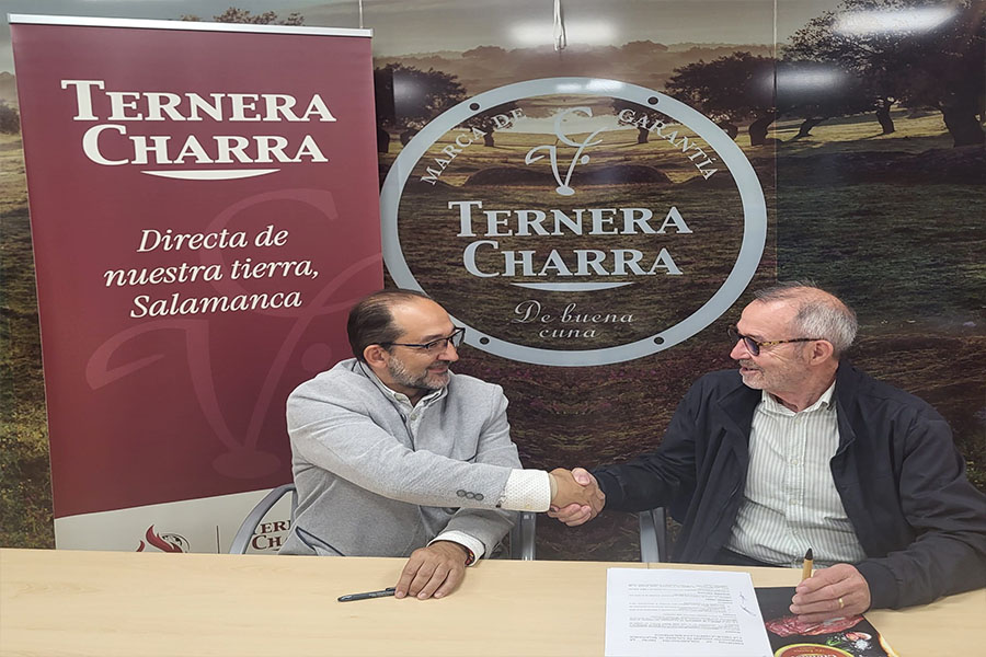 Firma del Acuerdo Ternera Charra - Escuela Hostelería Salamanca