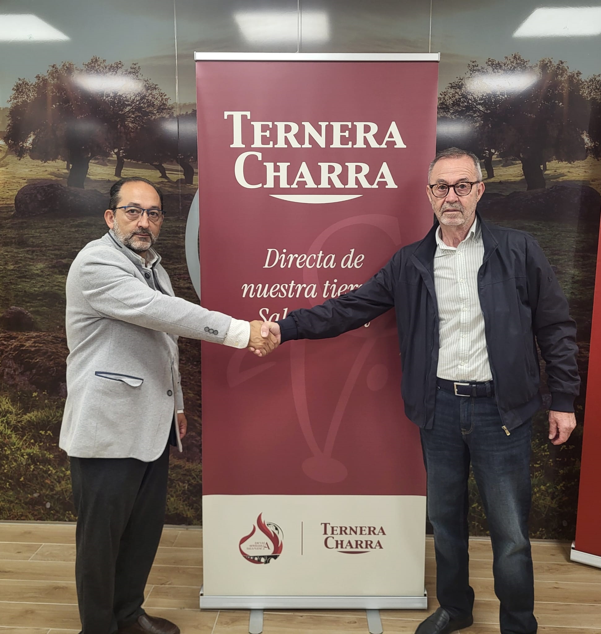 Firma del Acuerdo Ternera Charra - Escuela Hostelería Salamanca