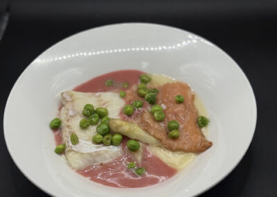 Platos elaborados por alumnos de Cocina en la cena gastronómica musical de Escuela Hostelería Salamanca